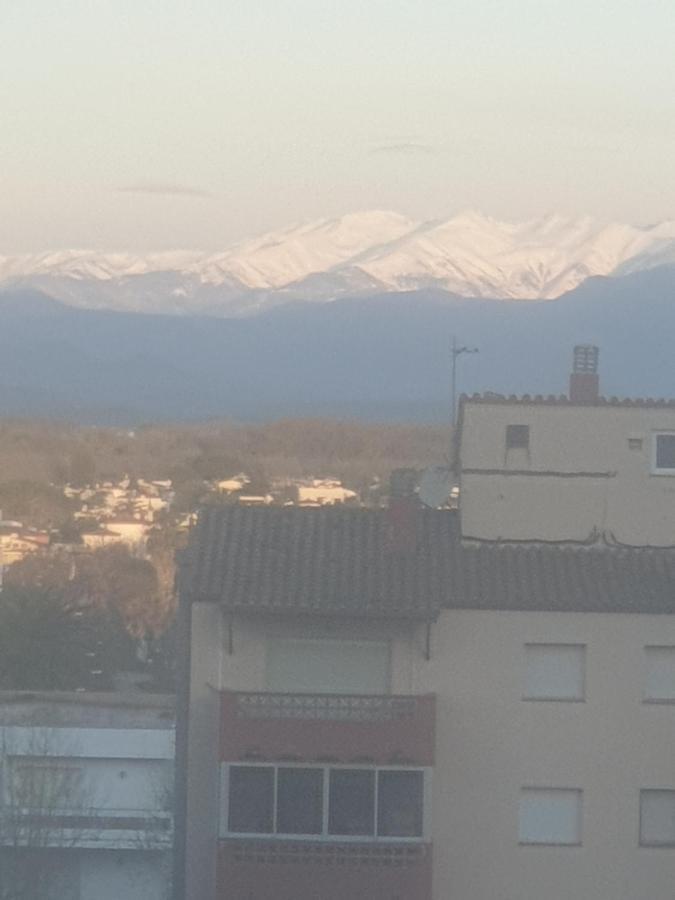 Les Pieds Dans L' Eau Appartement Empuriabrava Buitenkant foto