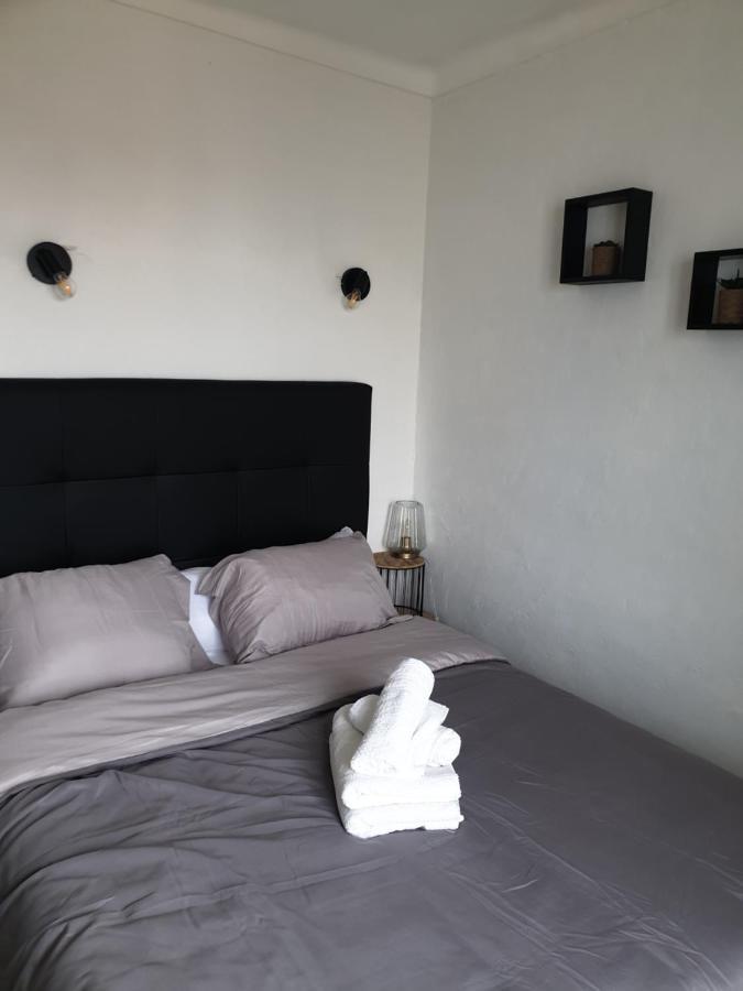 Les Pieds Dans L' Eau Appartement Empuriabrava Buitenkant foto